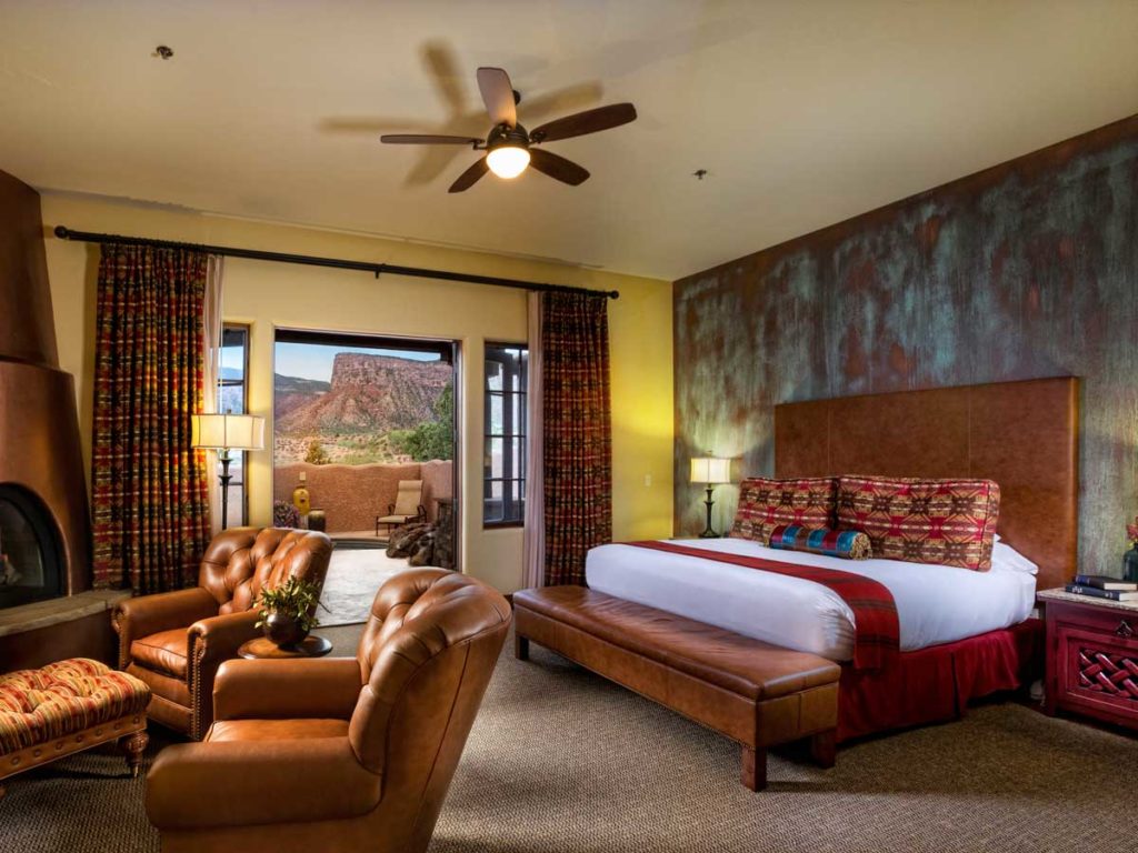 Kiva Bedroom at Gateway Canyons Resort